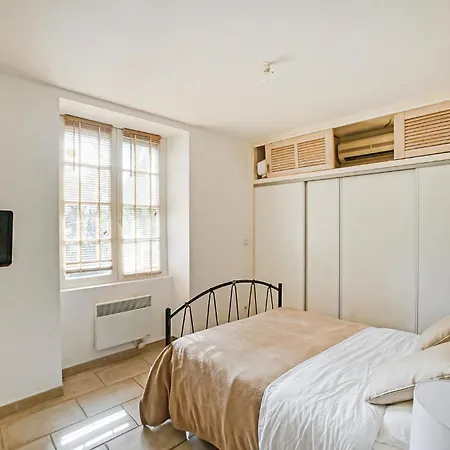 2 Bedroom Lovely In Apartman